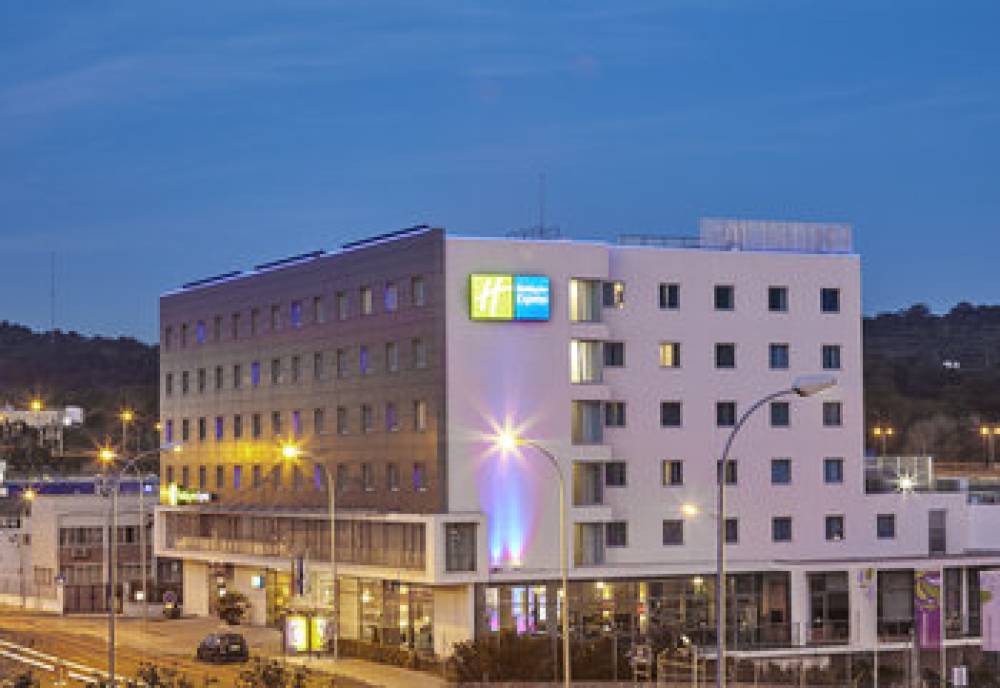 Holiday Inn Express LISBON - ALFRAGIDE 6