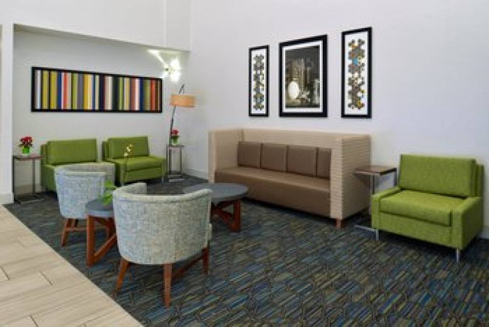 Holiday Inn Express LODI 5