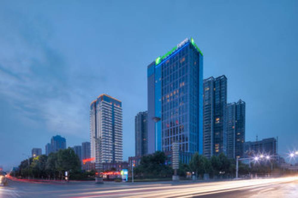 Holiday Inn Express LUOYANG YICHUAN 7