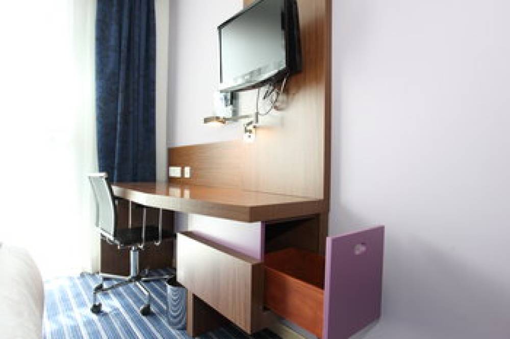 Holiday Inn Express MADRID - LEGANES 9