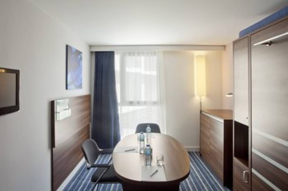 Holiday Inn Express MARSEILLE - SAINT CHARLES 5