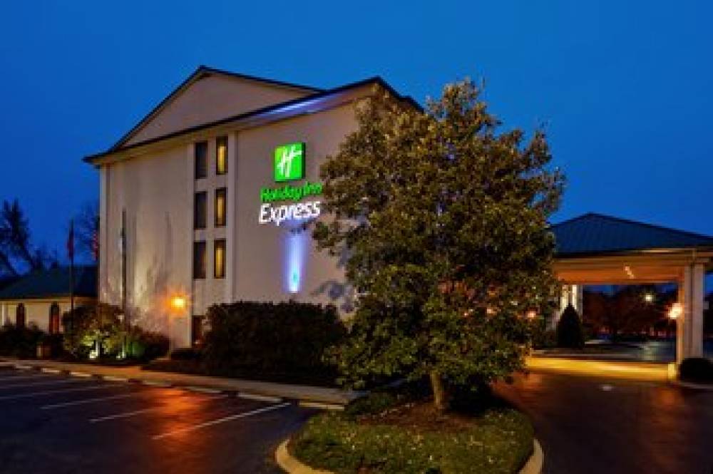 Holiday Inn Express Nashville Hendersonville