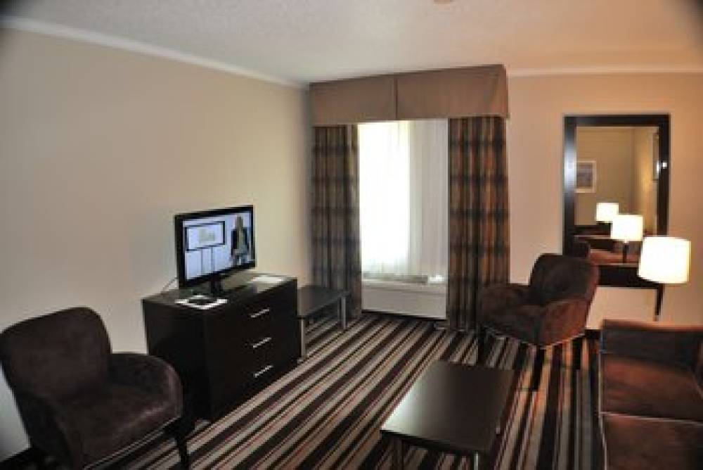 Holiday Inn Express NASHVILLE W I40/WHITEBRIDGE RD 5