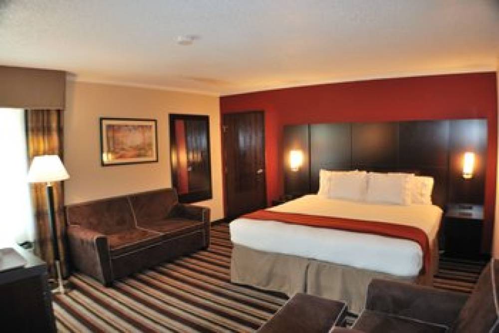 Holiday Inn Express NASHVILLE W I40/WHITEBRIDGE RD 4