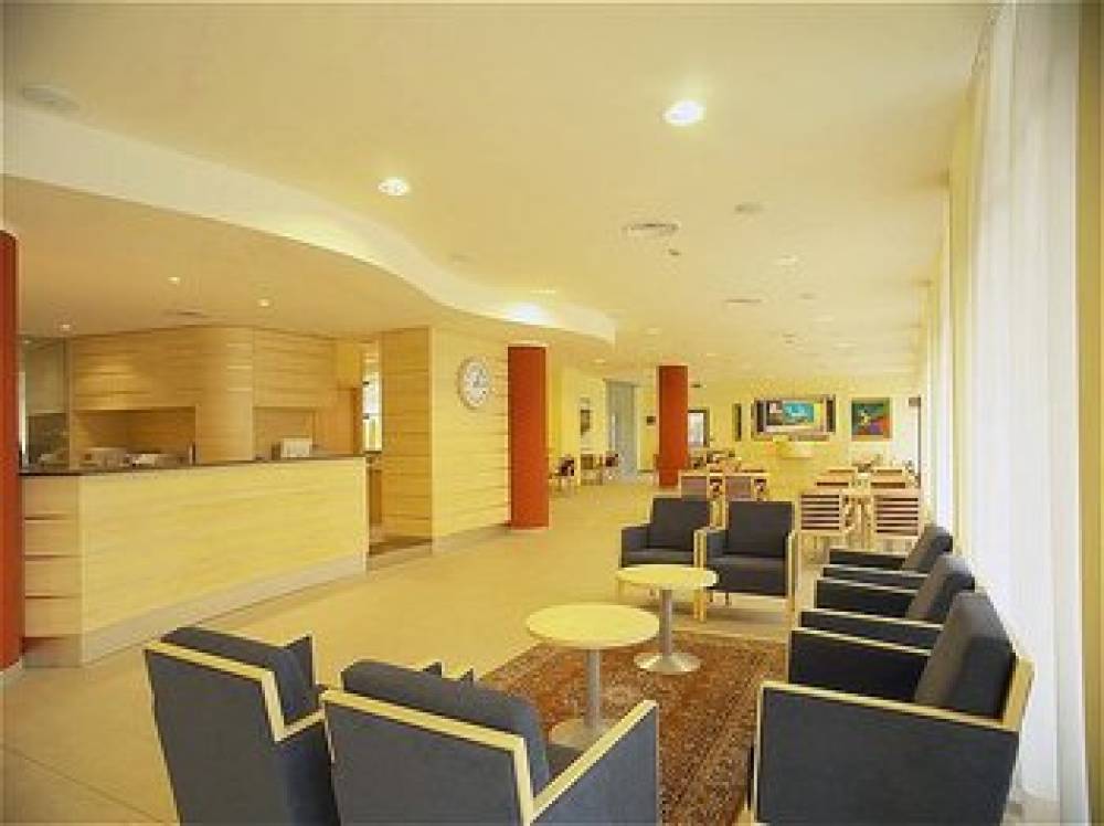 HOLIDAY INN EXPRESS PARMA 6