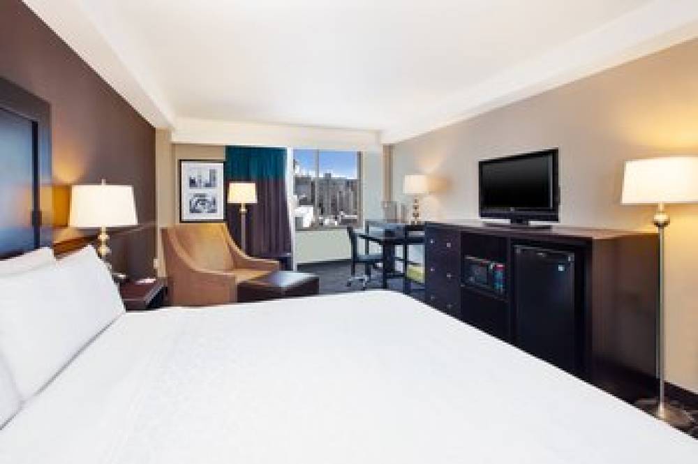 Holiday Inn Express PHILADELPHIA-MIDTOWN 9