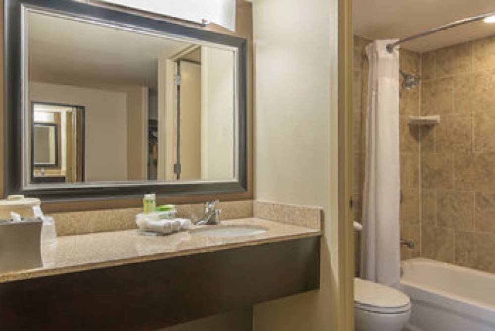 Holiday Inn Express PHILADELPHIA-MIDTOWN 8