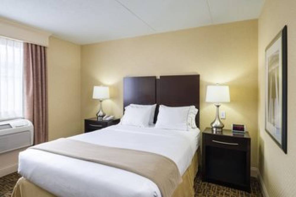 Holiday Inn Express PHILADELPHIA - PENNS LANDING 6