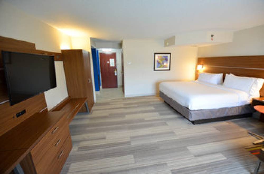 Holiday Inn Express PITTSBURGH-BRIDGEVILLE 10