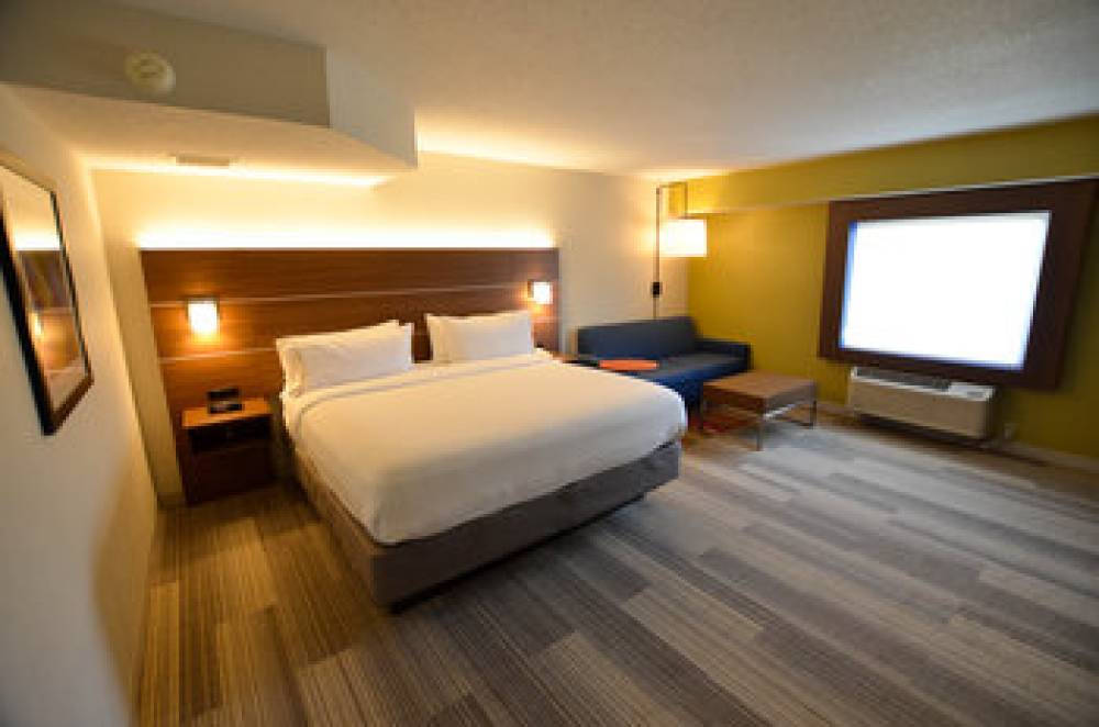 Holiday Inn Express PITTSBURGH-BRIDGEVILLE 8