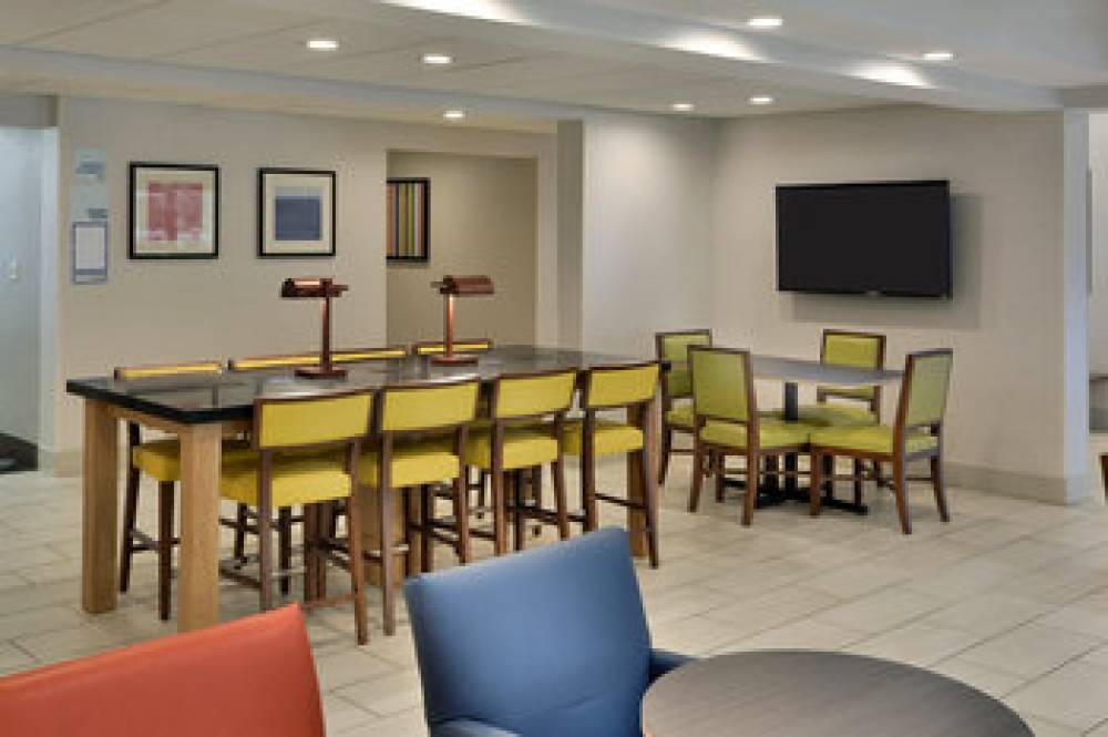 Holiday Inn Express RALEIGH-DURHAM AIRPORT 5