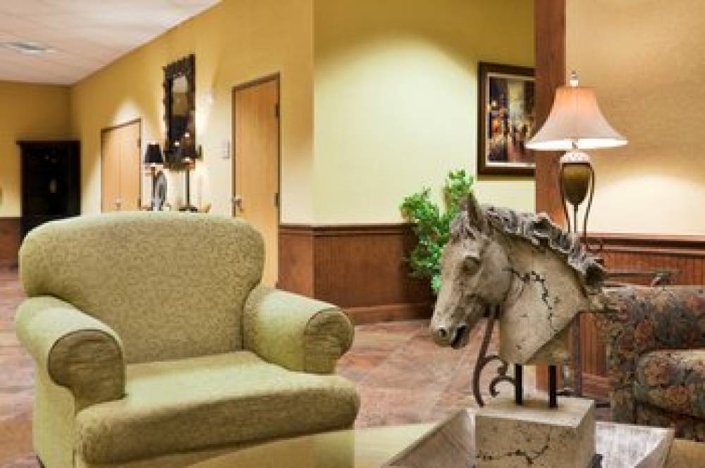 Holiday Inn Express SALADO-BELTON 7