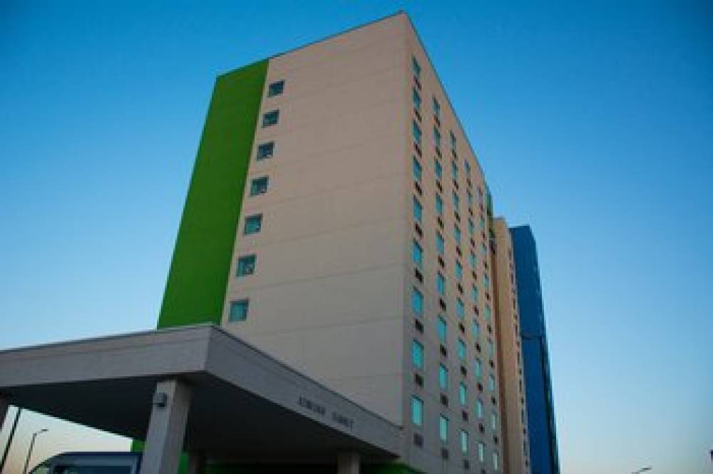 Holiday Inn Express SALTILLO ZONA AEROPUERTO 3