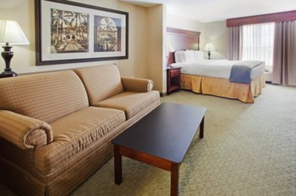 Holiday Inn Express SAVANNAH AIRPORT 2