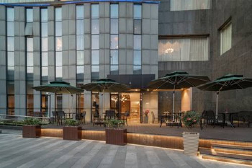 Holiday Inn Express SHANGHAI JINQIAO CENTRAL 7