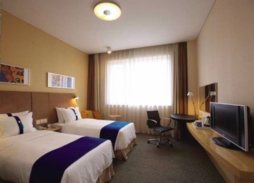 Holiday Inn Express SHANGHAI ZHENPING 10