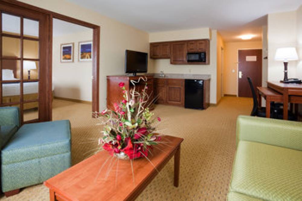 Holiday Inn Express SHEBOYGAN-KOHLER (I-43) 3