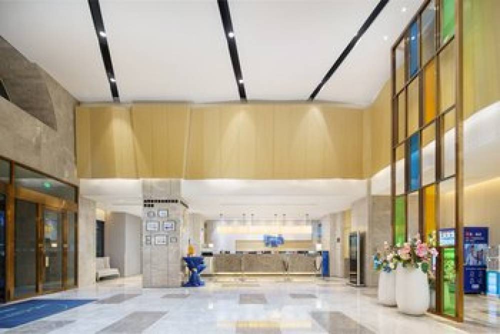 Holiday Inn Express SHENYANG TAWAN 9