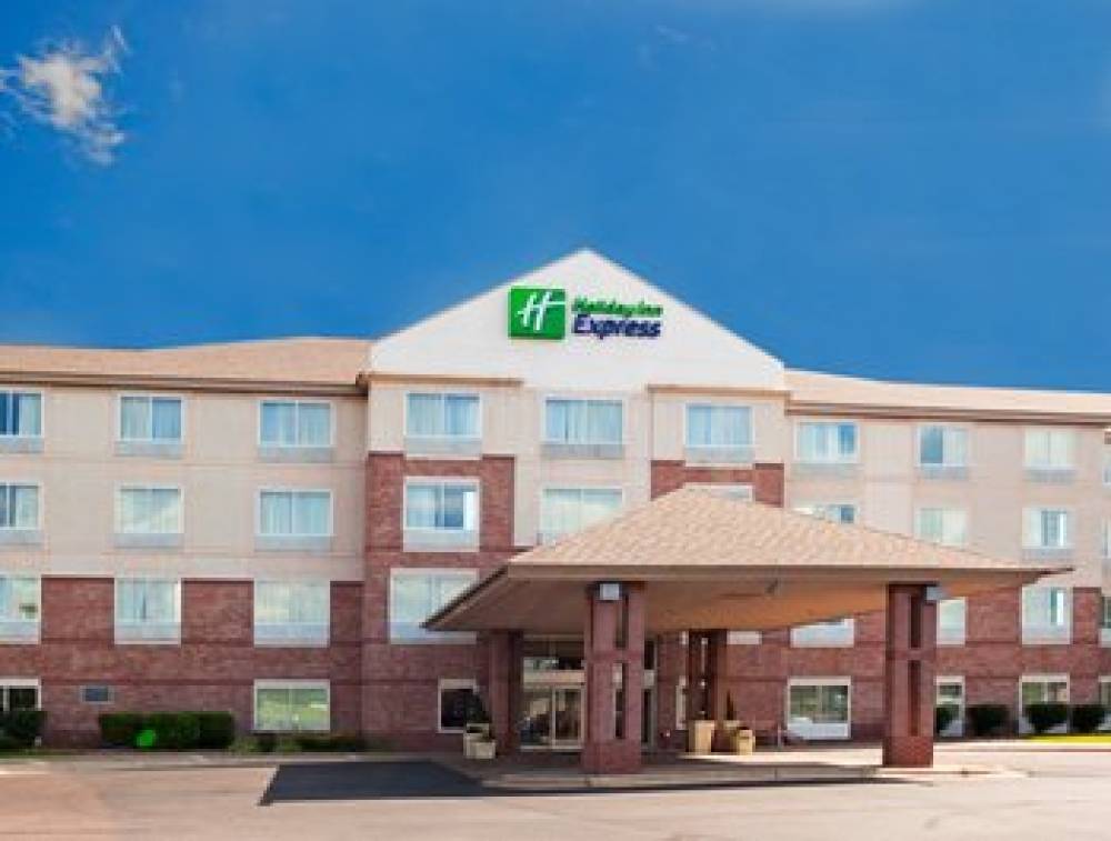 Holiday Inn Express ST. CROIX VALLEY 1