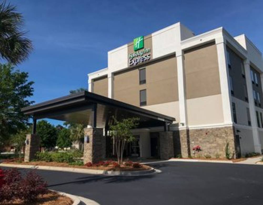 Holiday Inn Express STATESBORO 3