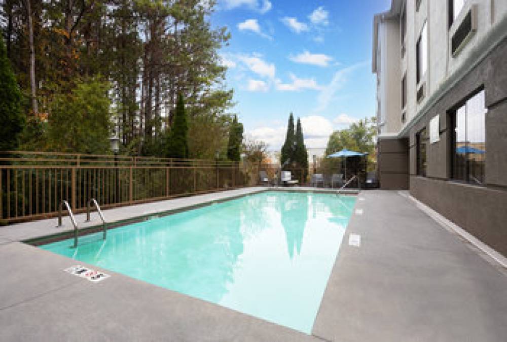 Holiday Inn Express & Suites ACWORTH - KENNESAW NORTHWEST 10