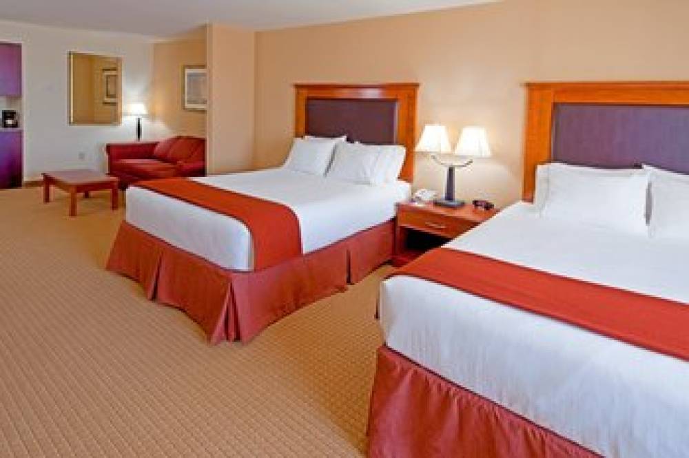 Holiday Inn Express & Suites ALBANY AIRPORT AREA - LATHAM 6