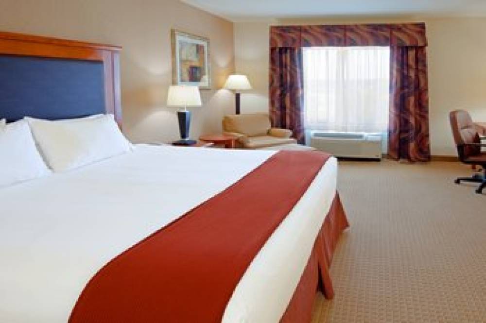 Holiday Inn Express & Suites ALBANY AIRPORT AREA - LATHAM 4