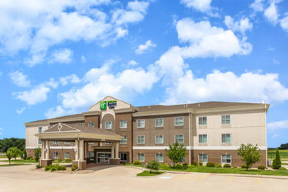 Holiday Inn Express & Suites ALBERT LEA - I-35 1