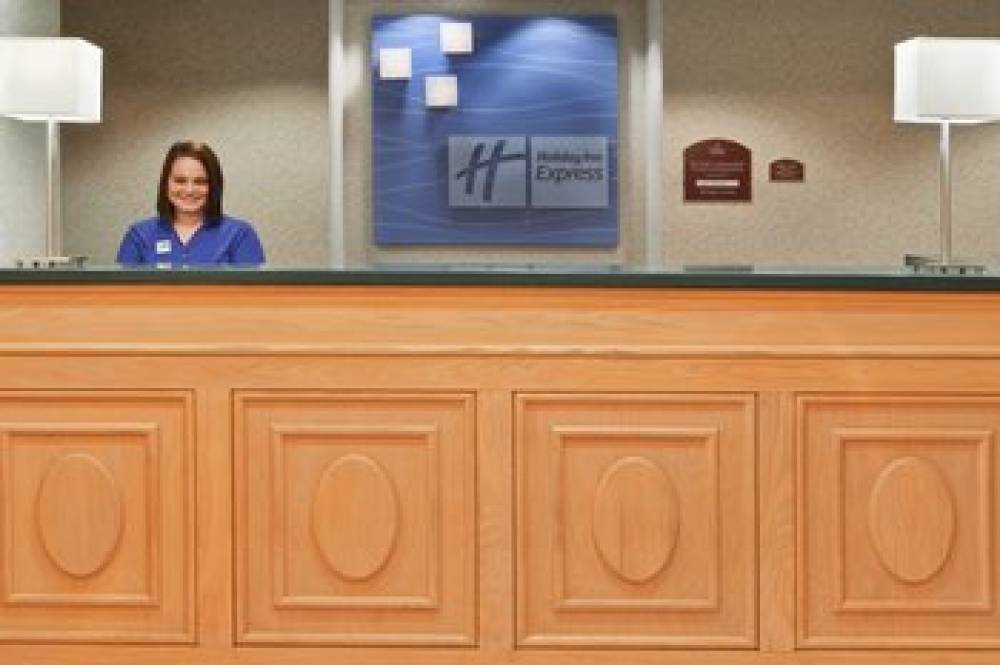 Holiday Inn Express & Suites Alliance