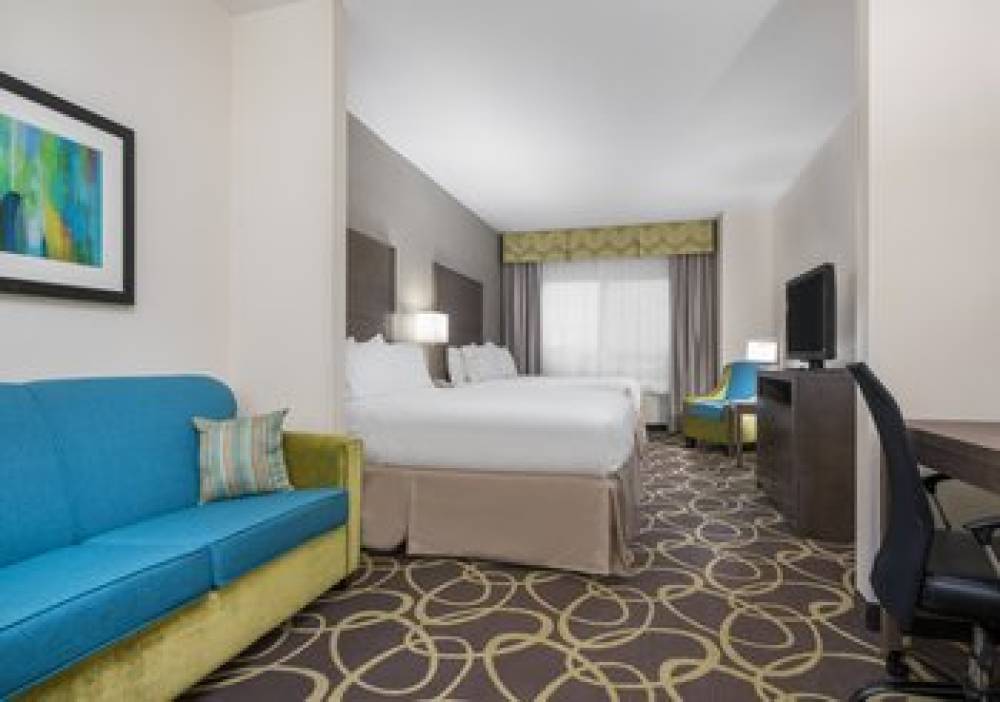 Holiday Inn Express & Suites AMES 2