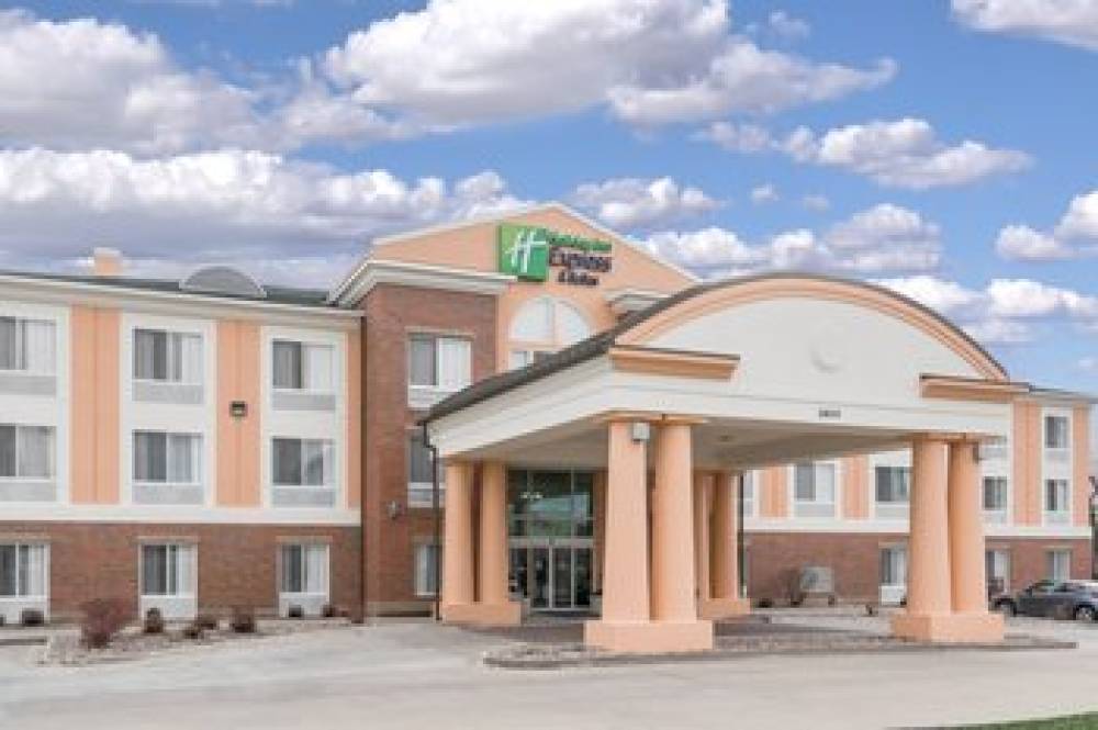 Holiday Inn Express & Suites AMES 1