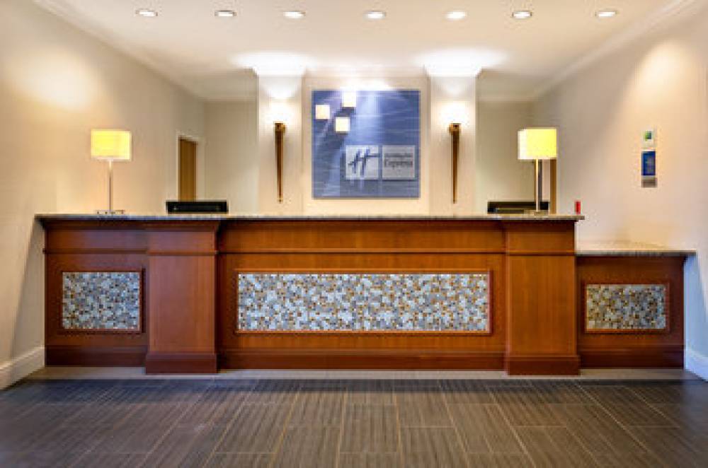 Holiday Inn Express & Suites ARCADIA 3