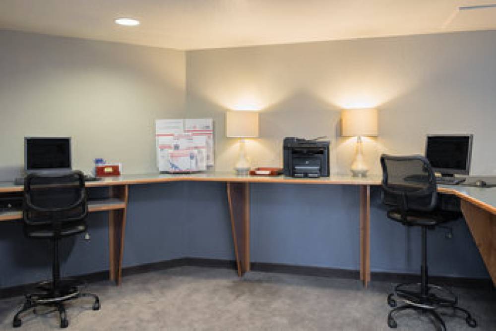 Holiday Inn Express & Suites ARCATA/EUREKA-AIRPORT AREA 7