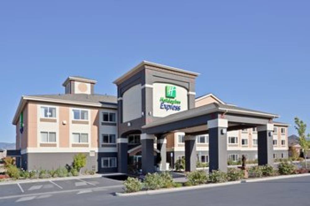 Holiday Inn Express & Suites ASHLAND 1