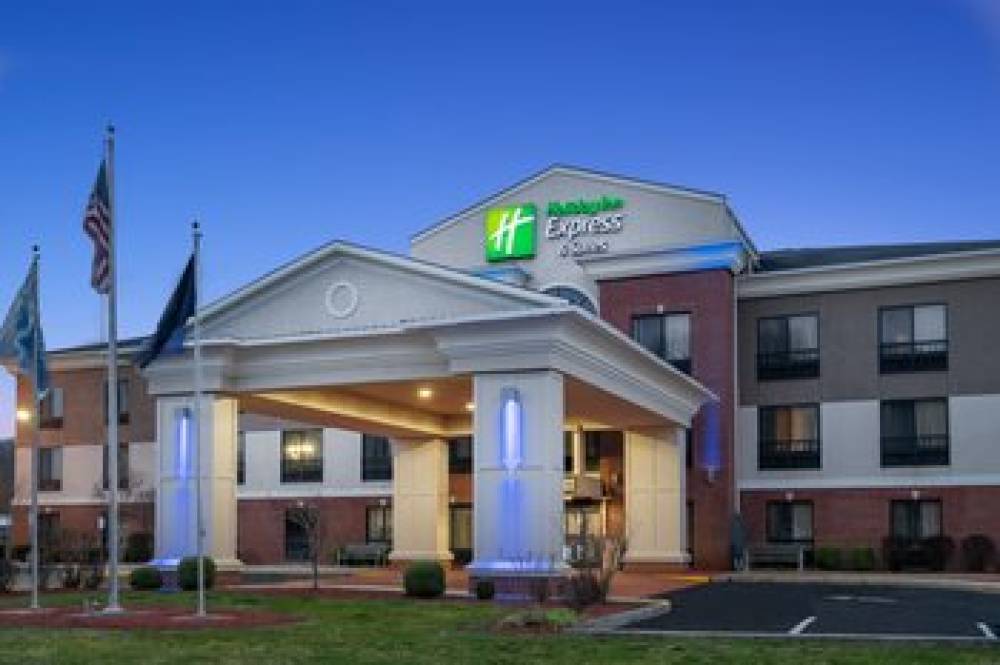 Holiday Inn Express & Suites ASHLAND 6