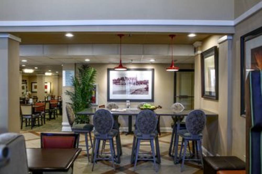 Holiday Inn Express & Suites ATLANTA-EMORY UNIVERSITY AREA 10