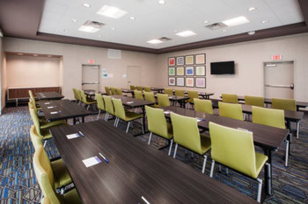 Holiday Inn Express & Suites ATLANTA N - WOODSTOCK 6