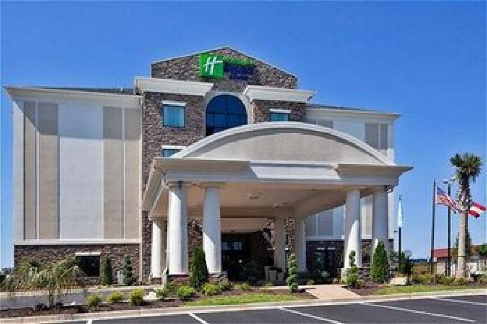 Holiday Inn Express & Suites ATLANTA SOUTHWEST-FAIRBURN 3