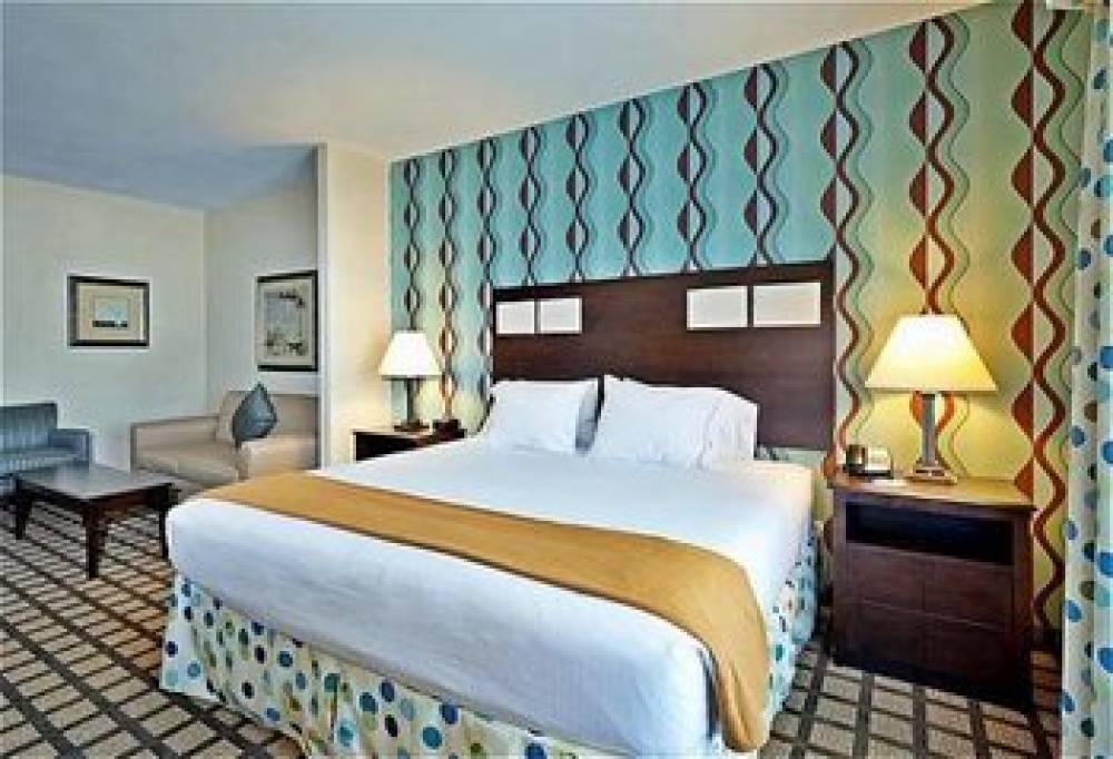 Holiday Inn Express & Suites ATLANTA SOUTHWEST-FAIRBURN 8