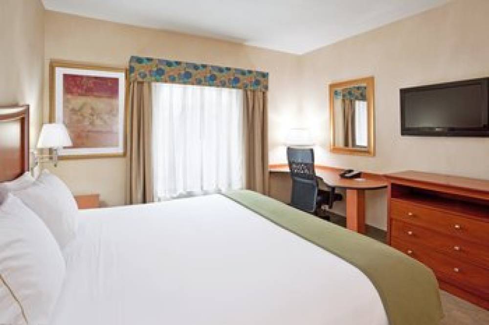 Holiday Inn Express & Suites AUBURN HILLS 3