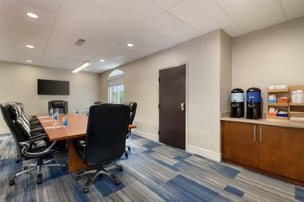 Holiday Inn Express & Suites AUBURN - UNIVERSITY AREA 1