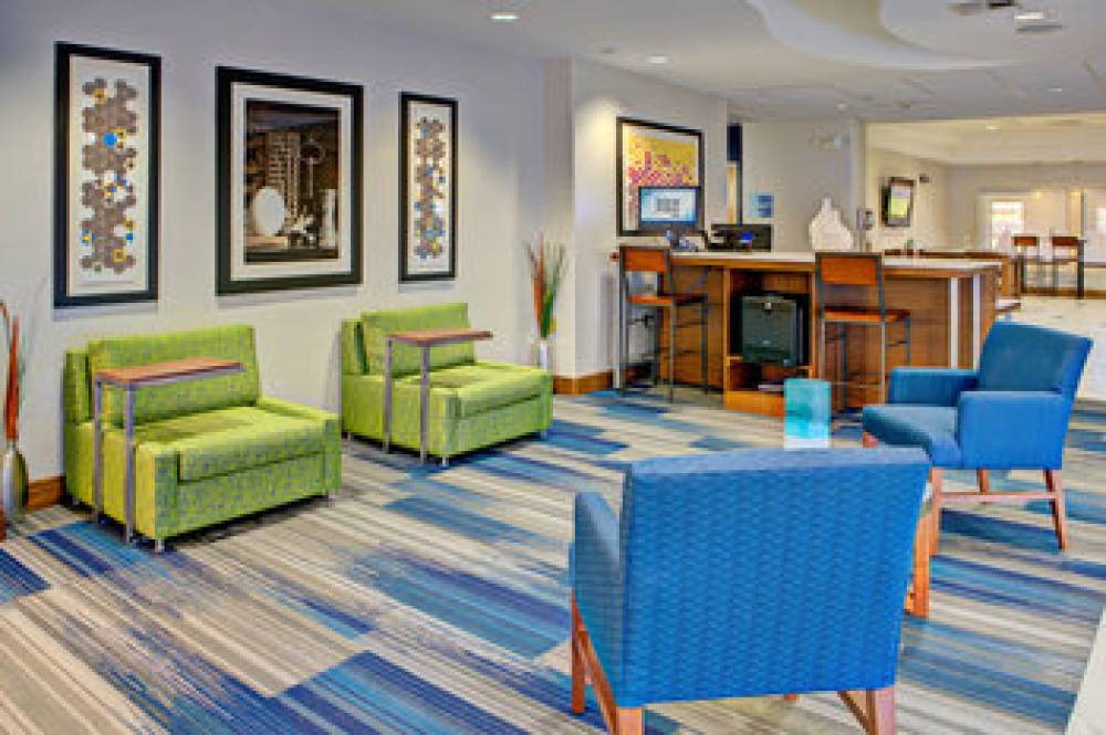 Holiday Inn Express & Suites AUSTIN NE - HUTTO 10