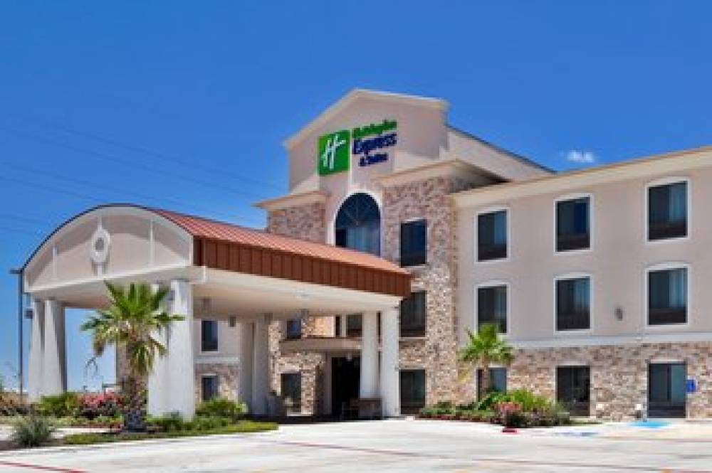 Holiday Inn Express & Suites AUSTIN NE - HUTTO 1