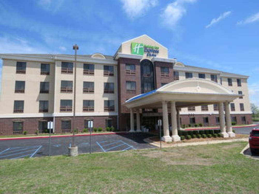 Holiday Inn Express & Suites Bartlesville