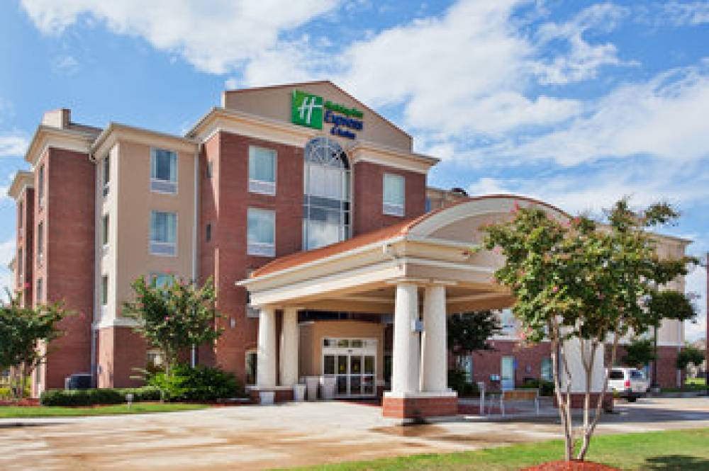 Holiday Inn Express & Suites BATON ROUGE EAST 1