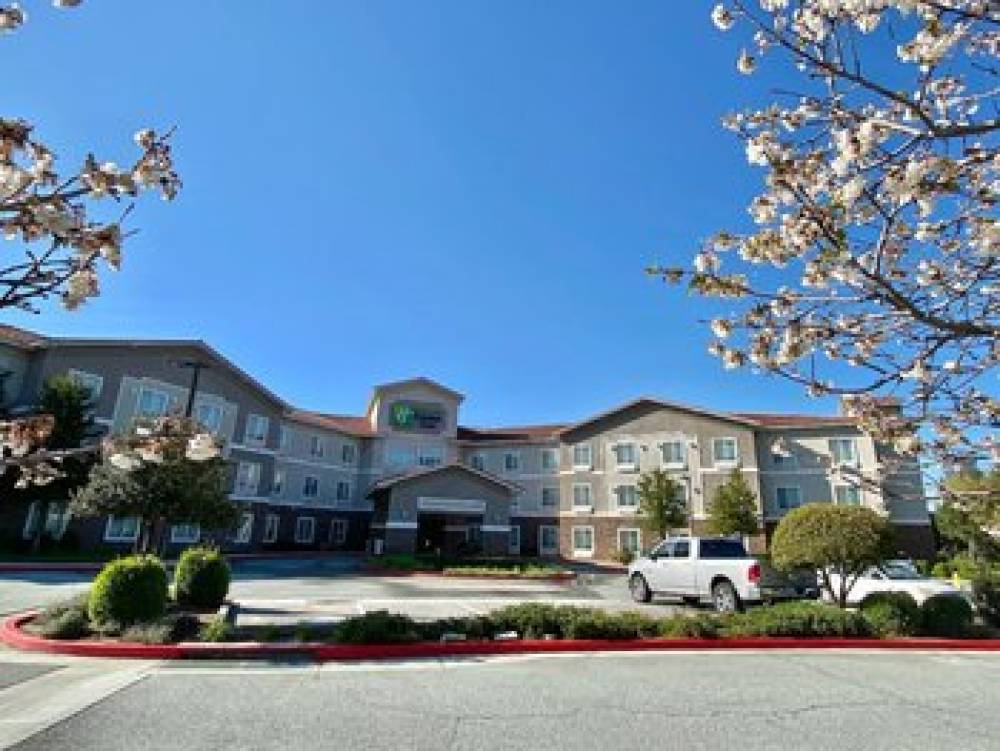 Holiday Inn Express & Suites Beaumont Oak Valley