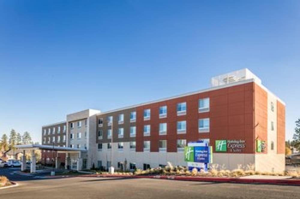 Holiday Inn Express & Suites BEND SOUTH 1