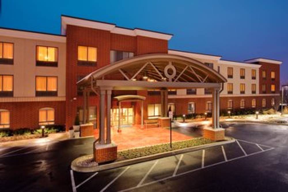 Holiday Inn Express & Suites BETHLEHEM ARPT-ALLENTOWN AREA 1