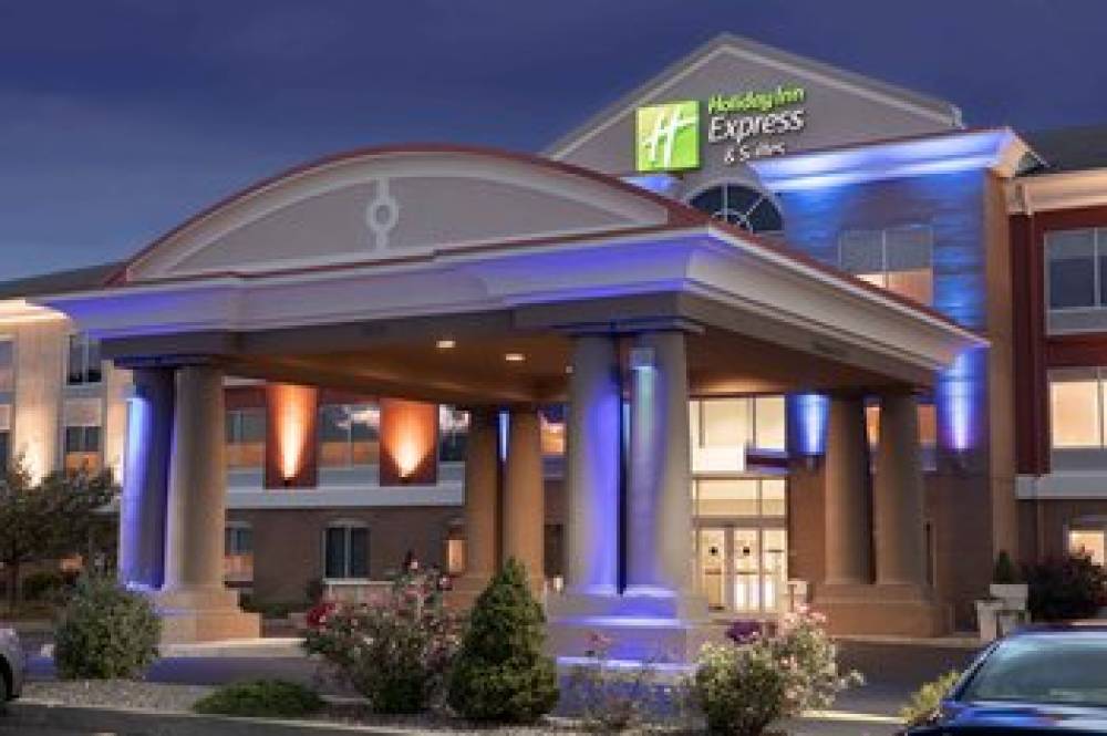 Holiday Inn Express & Suites BINGHAMTON UNIVERSITY-VESTAL 1