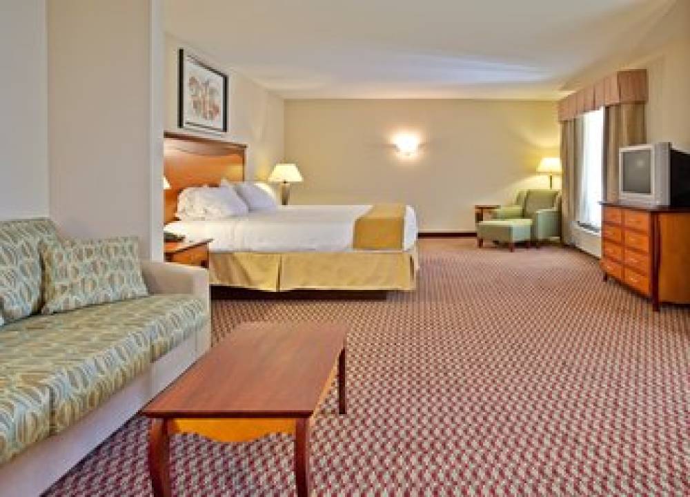 Holiday Inn Express & Suites BIRMINGHAM - INVERNESS 280 9